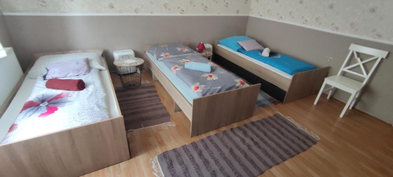 Orsi Apartman / Vendeghaz Kecskemét Exteriér fotografie