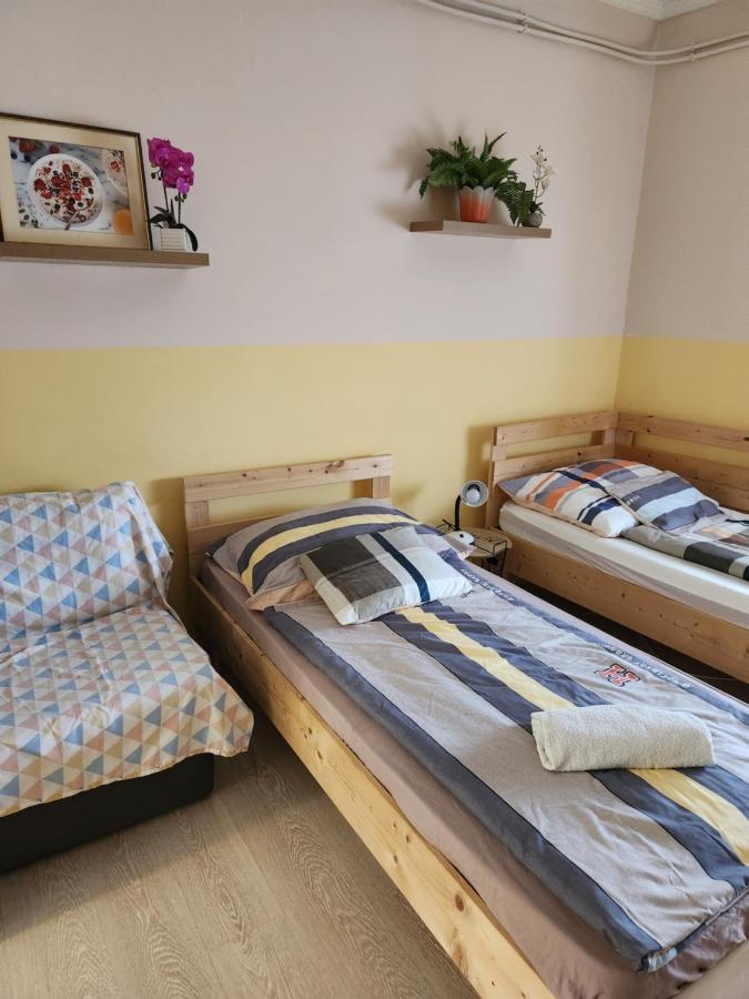 Orsi Apartman / Vendeghaz Kecskemét Exteriér fotografie
