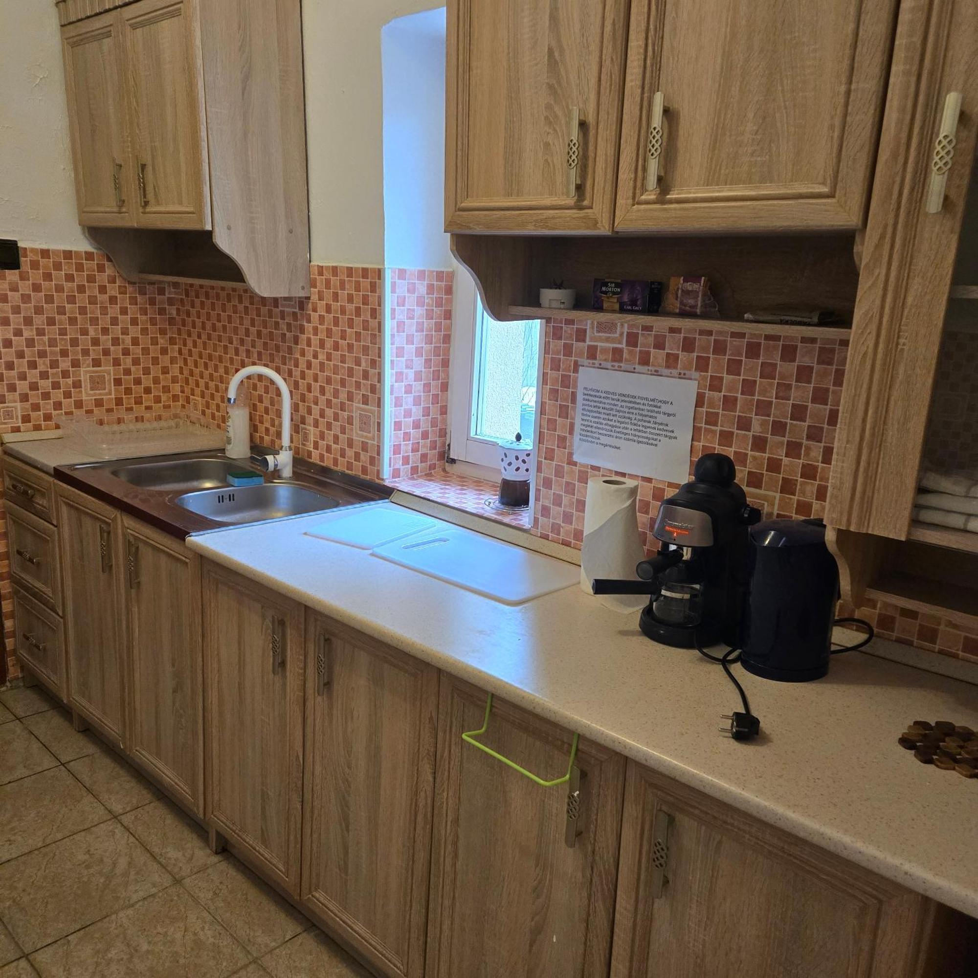 Orsi Apartman / Vendeghaz Kecskemét Exteriér fotografie