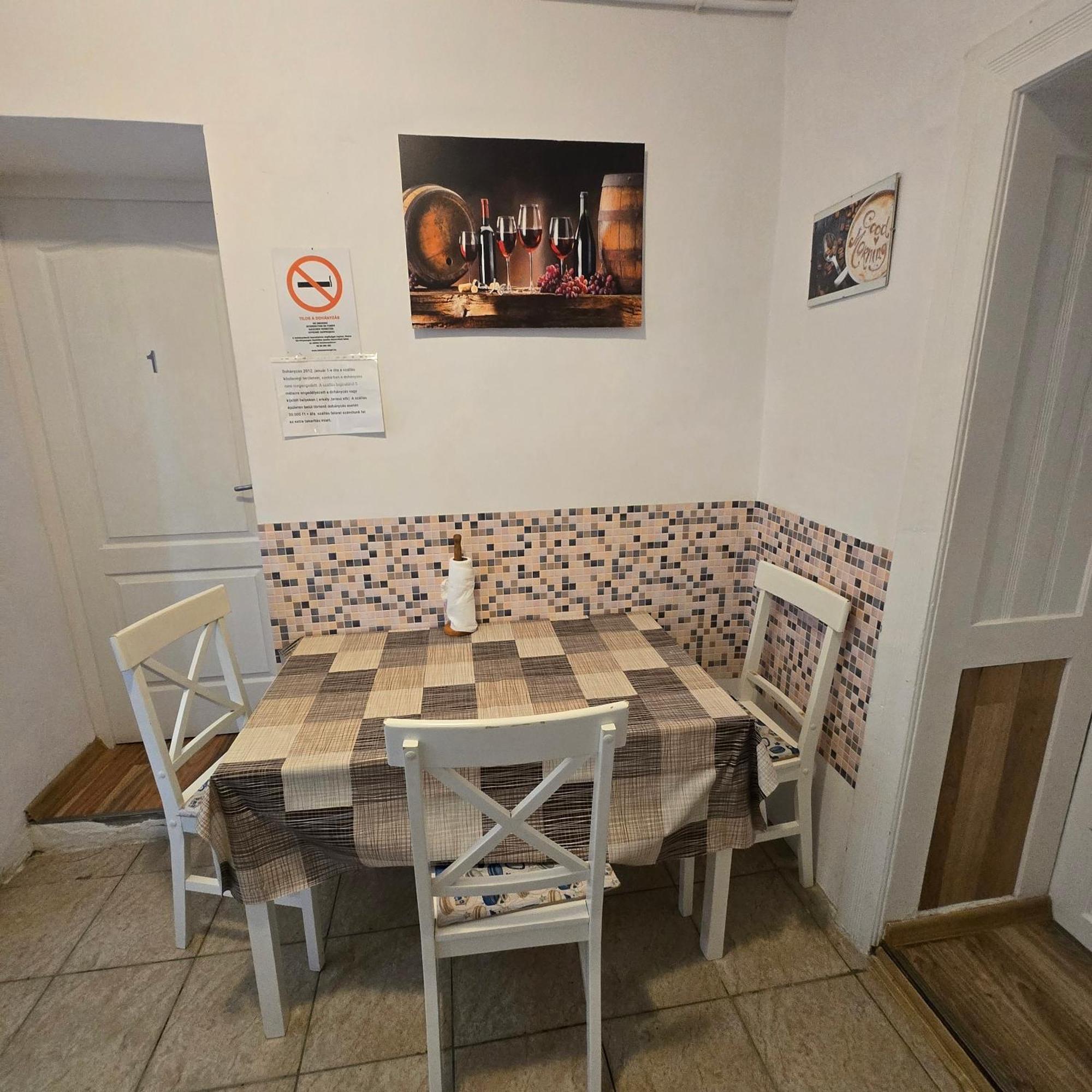 Orsi Apartman / Vendeghaz Kecskemét Exteriér fotografie